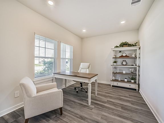 5th image of 2630 Wastelbread Ln
