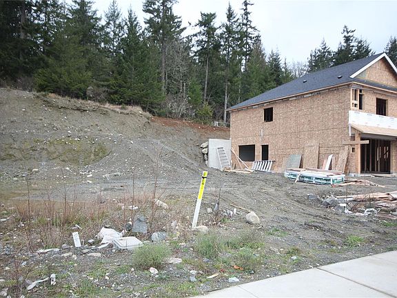 5th image of 2572 Nickson Way