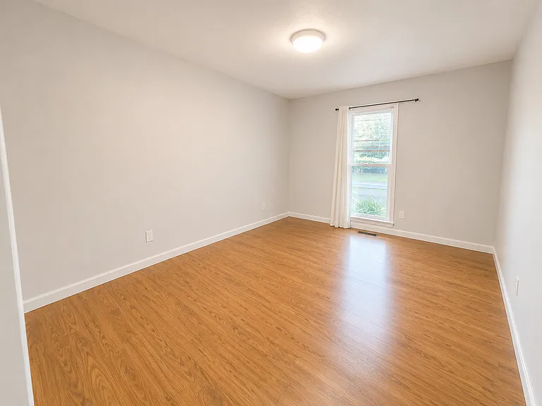 3701 Hunsinger Ln — Photo 7
