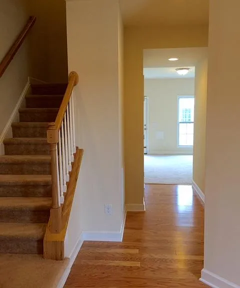 185 Phoenix Blvd NW — Photo 13