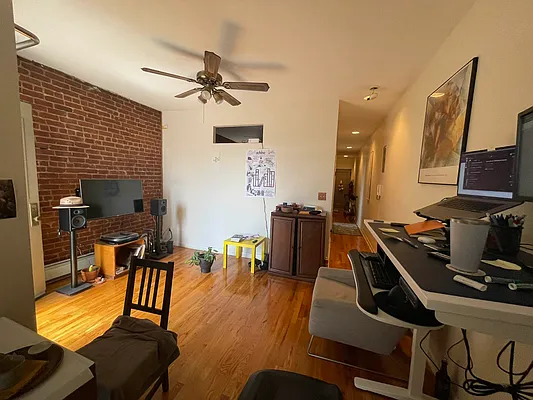 Rented by Limestone Realty Bklyn, LLC | media 8