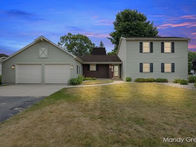 366 E Beech St NE, Cedar Springs, MI, 49319