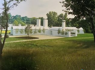 16962 W River Rd, Bowling Green, OH 43402