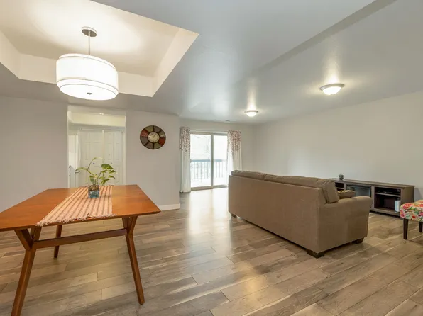 5572 S Marshwood Ln Unit E, Murray, UT 84107