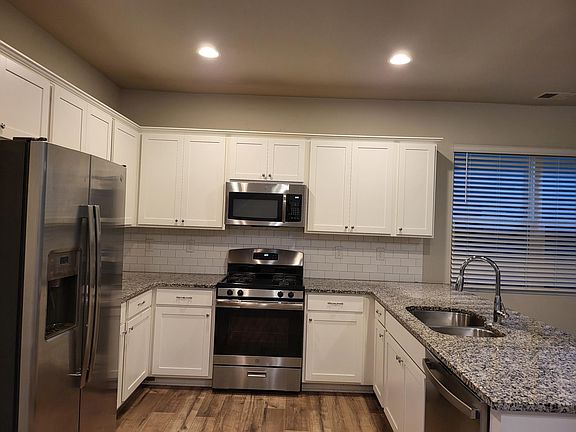 5th image of 6 Wesley Way S