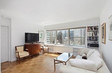 1st image of 118 E 60th St APT 28F