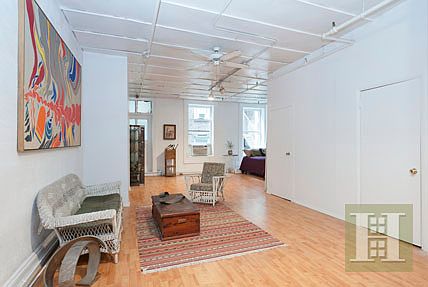 4th image of 345 West Broadway