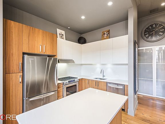 3rd image of 220 W 148th St #2P
