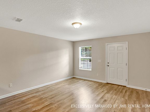 3rd image of 8454 McGirts Village Ln