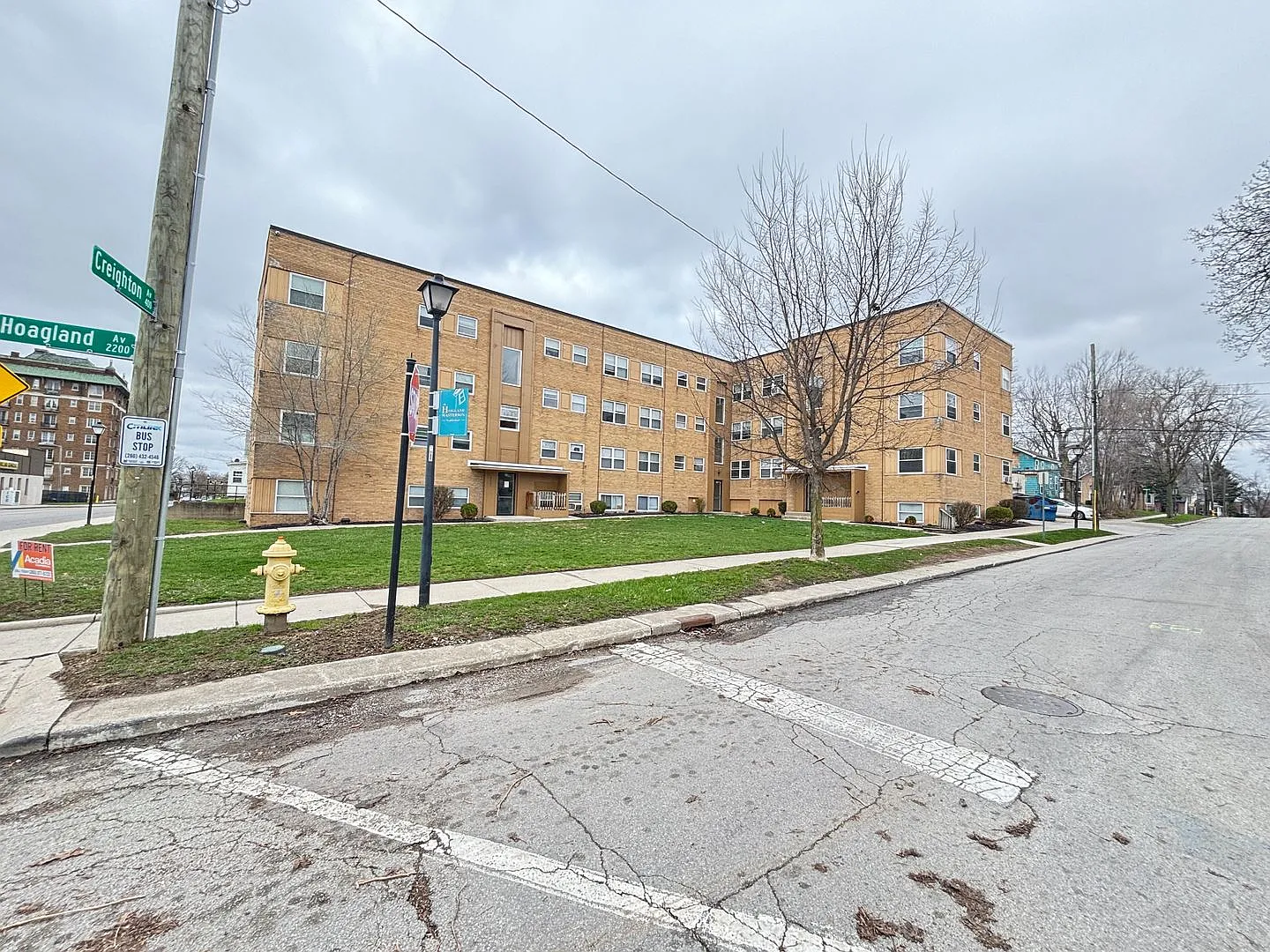 Hoagland Apartments — Photo 1