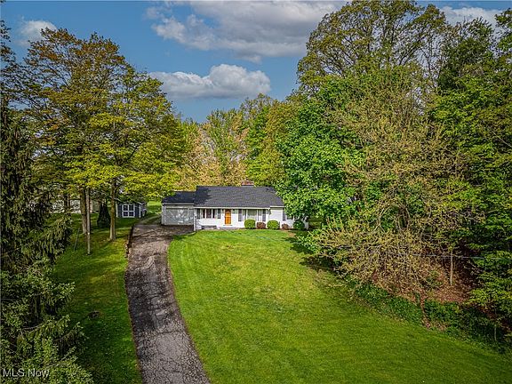 3rd image of 116 Idlewood Dr