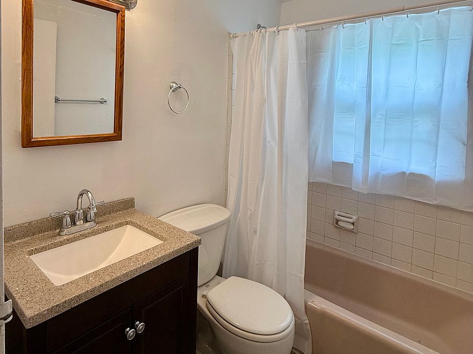 1st image of 1 Arlington St #5
