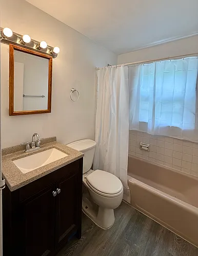 1 Arlington St #5 Photo 1