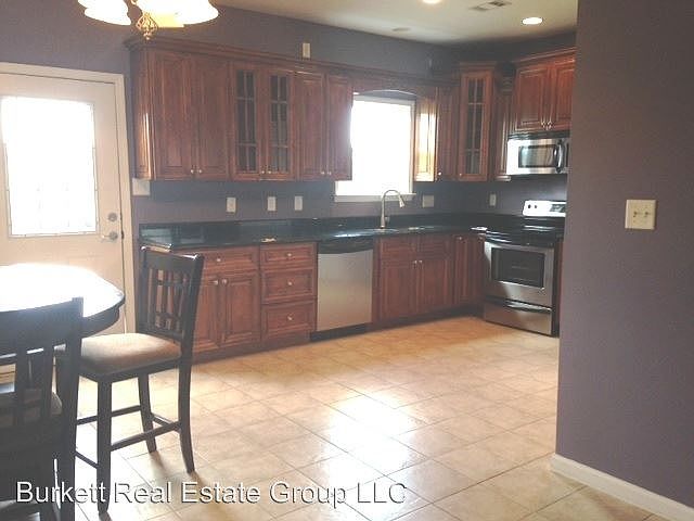 2nd image of 2193 River Park Ct