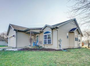 7797 Clinton Rd, Deforest, WI 53532