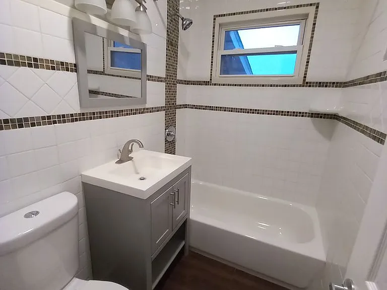 8350 Lakewood Ave — Photo 6