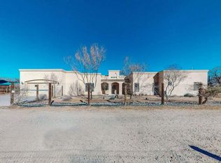 151 Mama Rd, Corrales, NM 87048