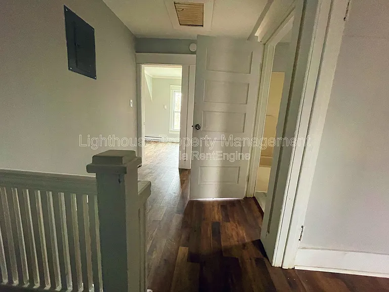 618 Superior St #2 — Photo 4