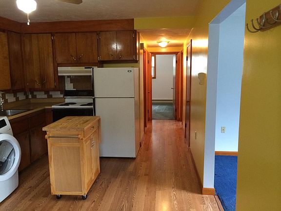 Kitchen/hallway