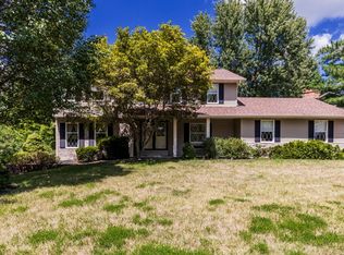 14951 Greenberry Hill Ct, Chesterfield, MO 63017