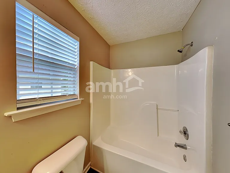 3626 Clubside Walk NW — Photo 17