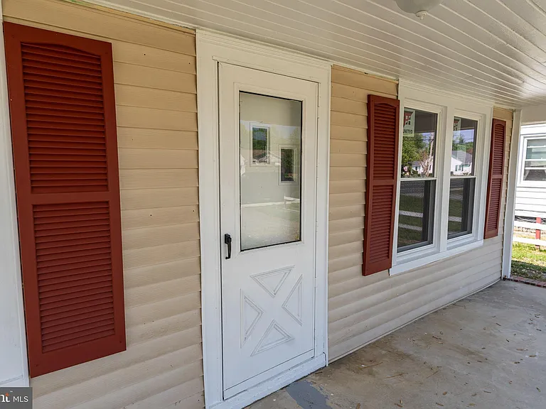 1507 Race St — Photo 9
