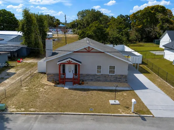 208 Center St, Auburndale, FL 33823