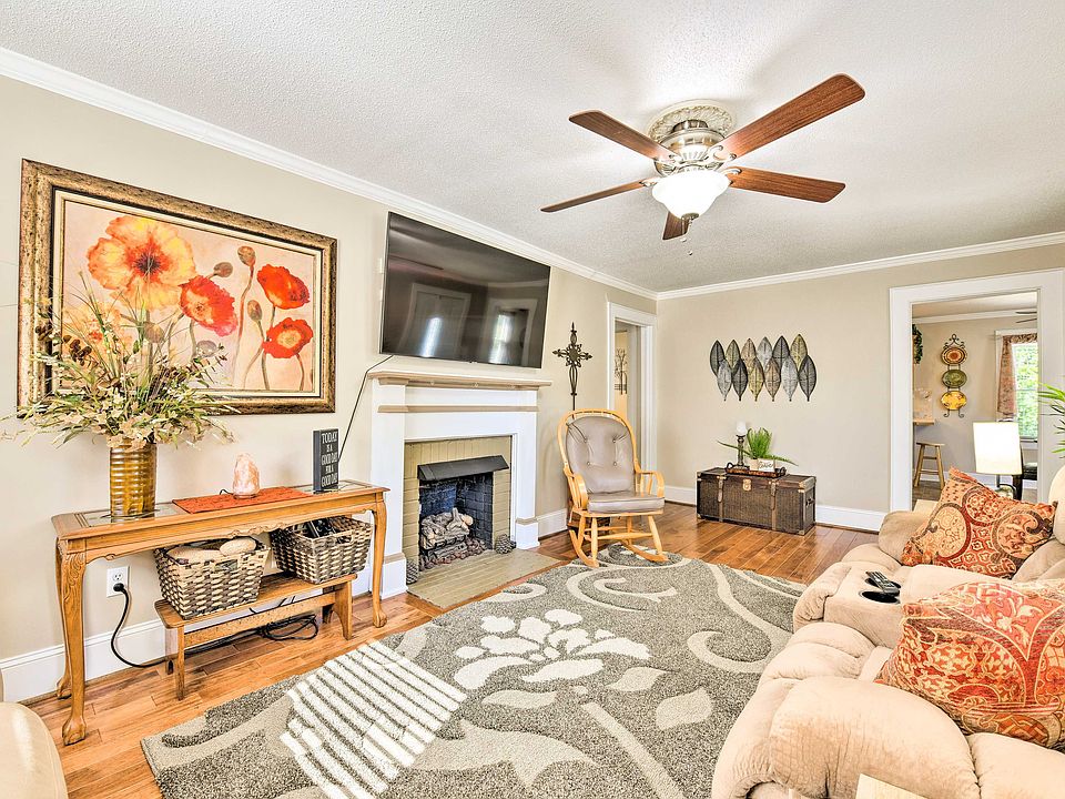 1st image of 108 Prince St