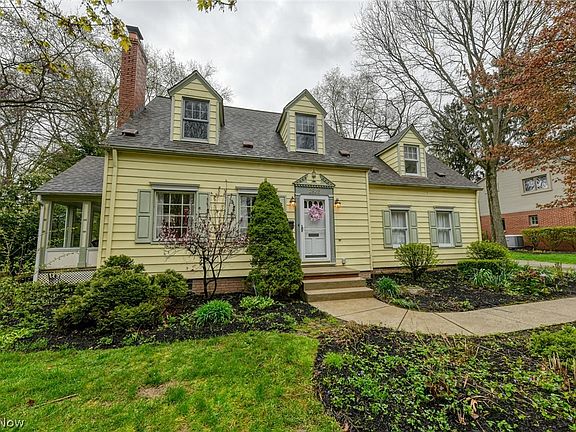 2nd image of 2835 Park Dr S