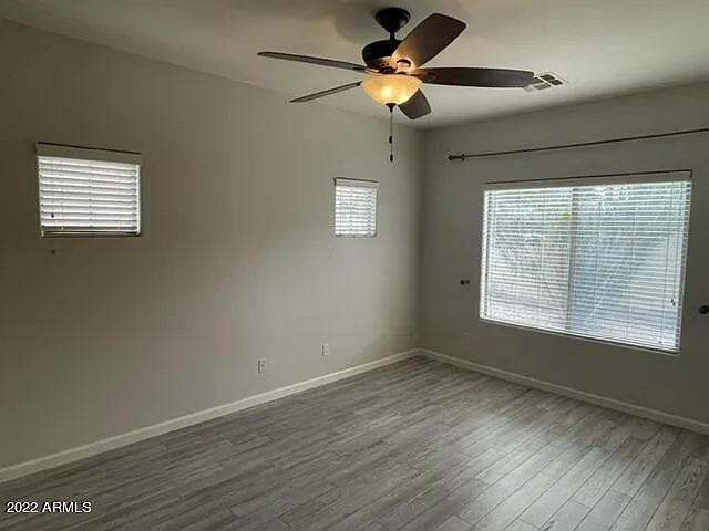 553 E San Carlos Way — Photo 8