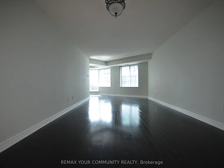 33 University Ave #1504 — Photo 6