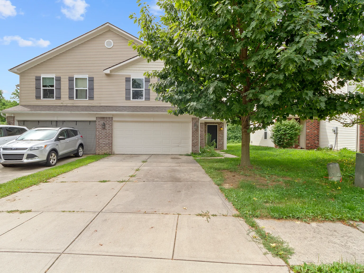 4 bed, 2.5 bath, 1600 sqft, $2,100 — Photo 3