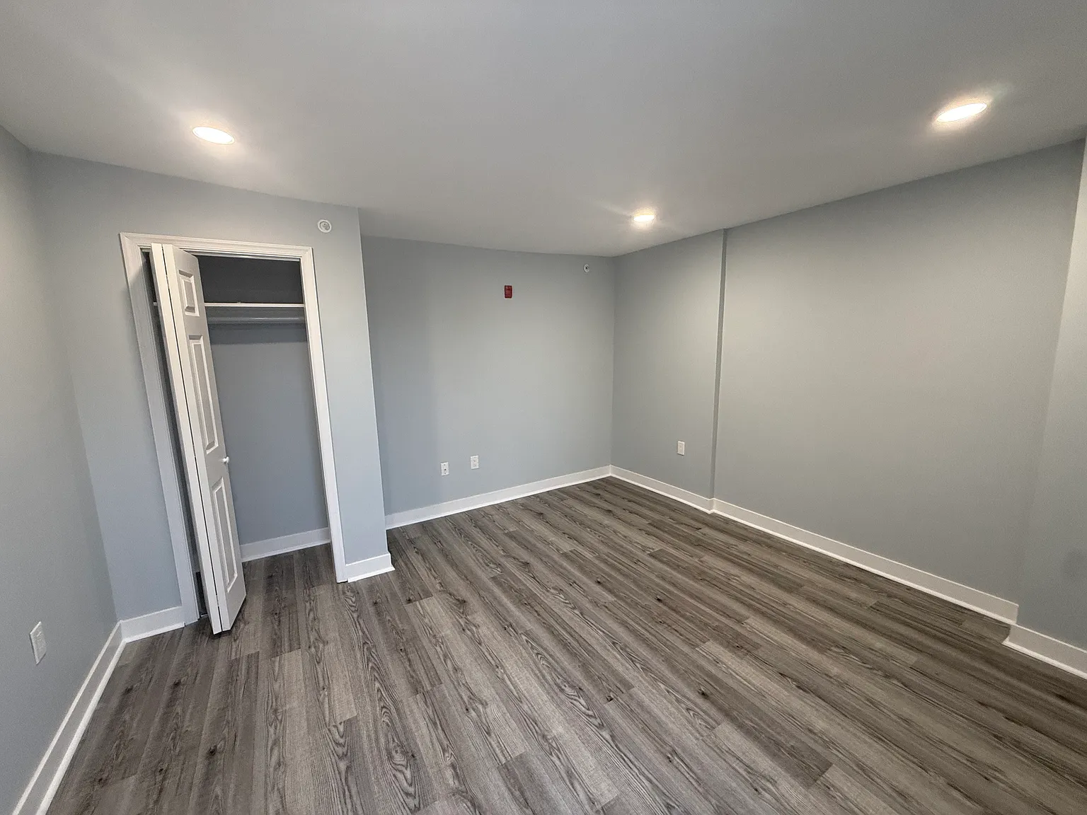 2 bed, 800 sqft, $1,700 — Photo 2