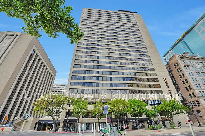44 W Broadway #2405S