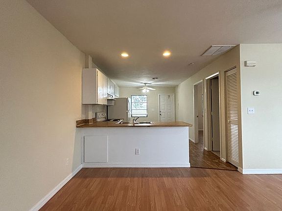 5th image of 1606 Andalusia Blvd #1