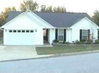 405 Pheasant Ridge Dr, Taylors, SC 29687