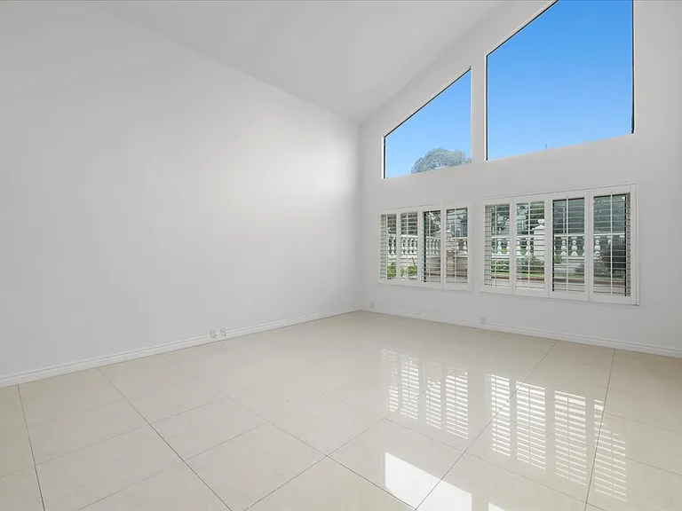 2222 Pier Ave — Photo 38
