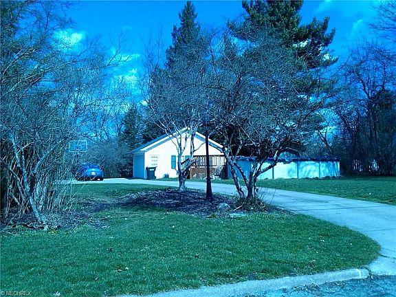 4th image of 125 Diana Dr