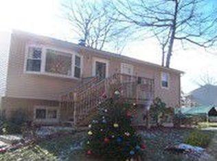 18 Scuppo Rd, Danbury, CT 06811