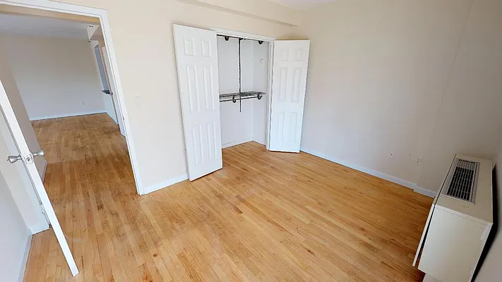 Rented by Metro Garden Realty NYC | media 24