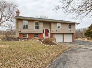 4225 Hueffmeier Rd, Wentzville, MO 63385