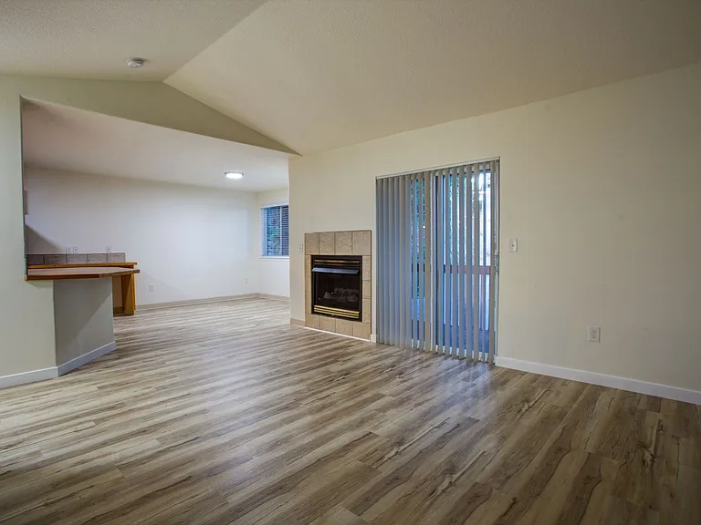 Tamarack Apartments — Photo 13