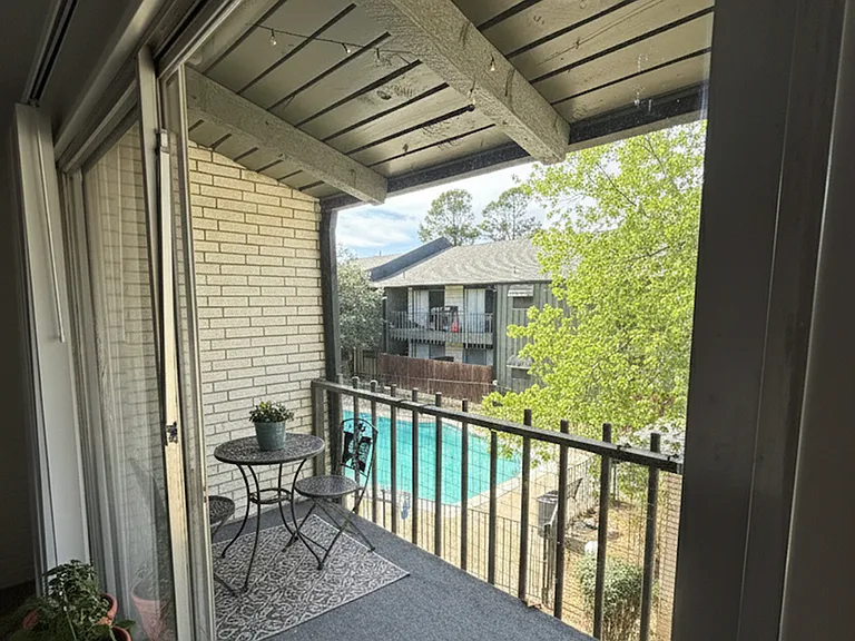 balcony balcony
