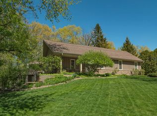 3945 S 120th St, Greenfield, WI 53228