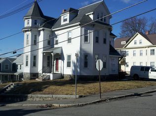 22 12th St, Lowell, MA 01850