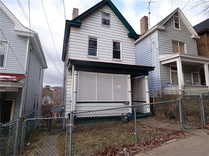 1st image of 1023 Uvilla St