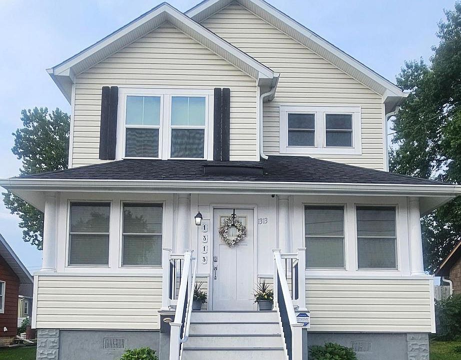 1st image of 1313 Poplar Ave