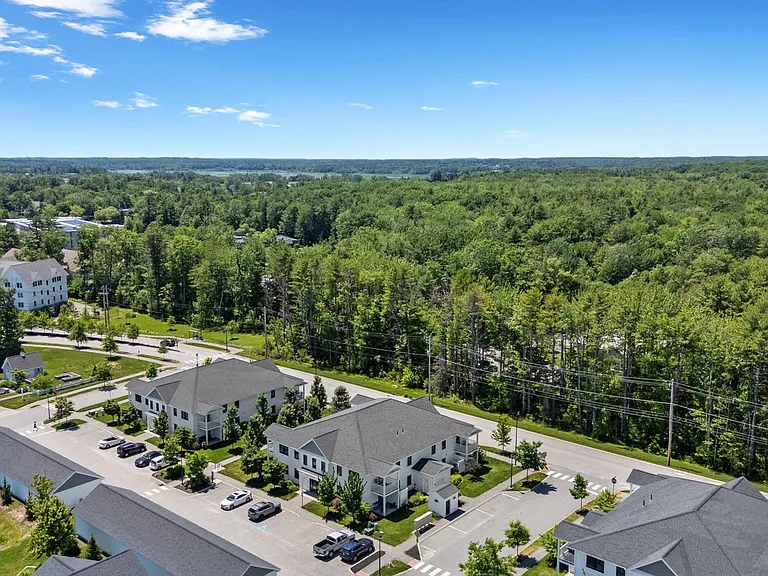 34 Mill Commons Dr #114 — Photo 21