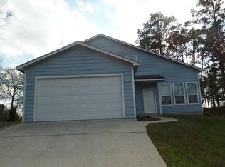 40 Harbour Ln, Coldspring, TX 77331