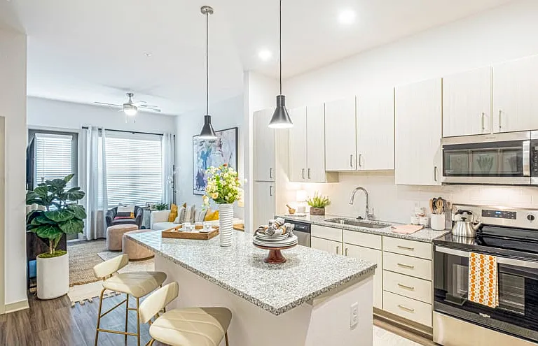 The Samford Glenn Apartments — Photo 18